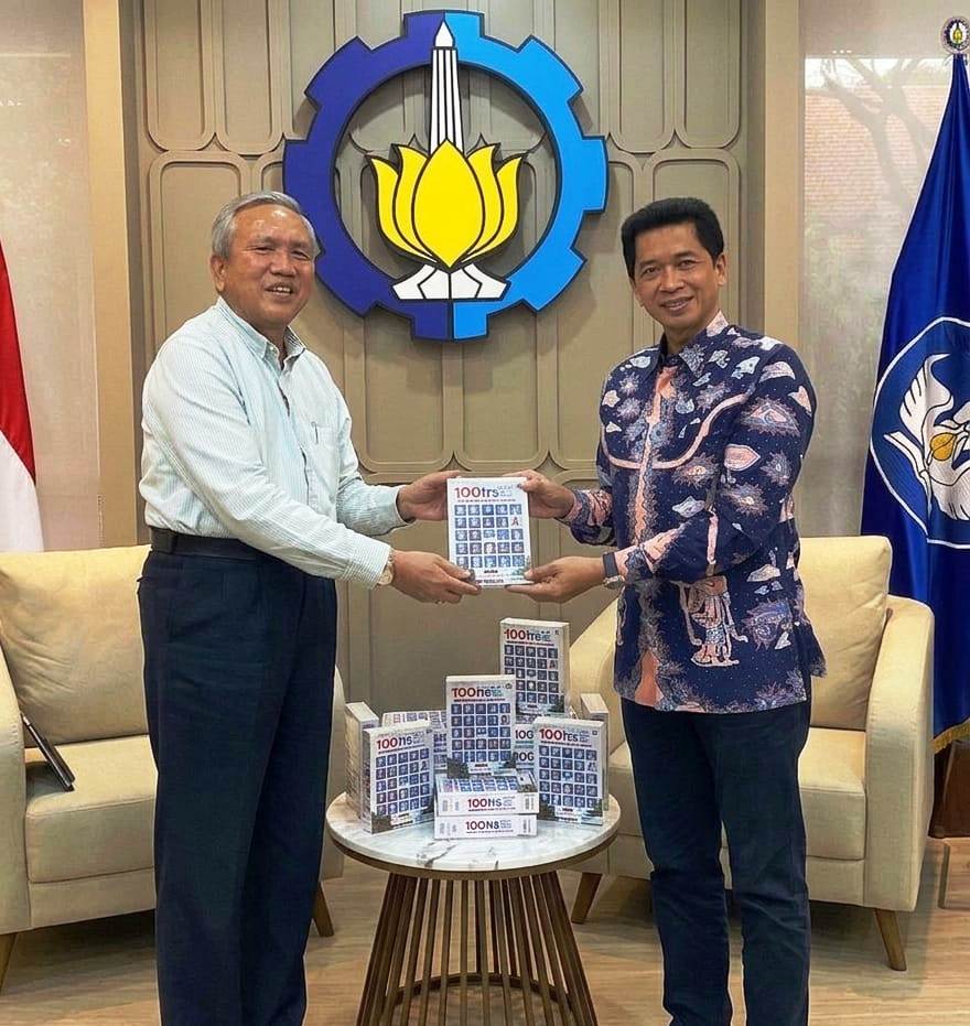 Lebih dari Sekadar Buku, ITS Abadikan 100 Kisah Alumni yang Mengubah Wajah Indonesia